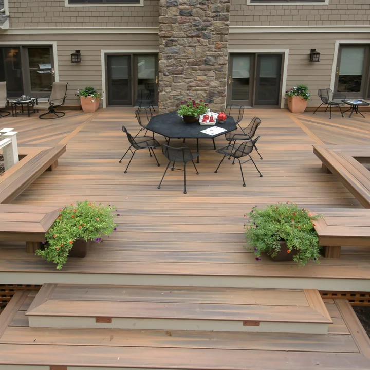 How to Choose the Right Decking Material for Your Outdoor Space